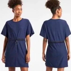 Athleta women’s navy blue cross current swimsuit cover /dress size medium